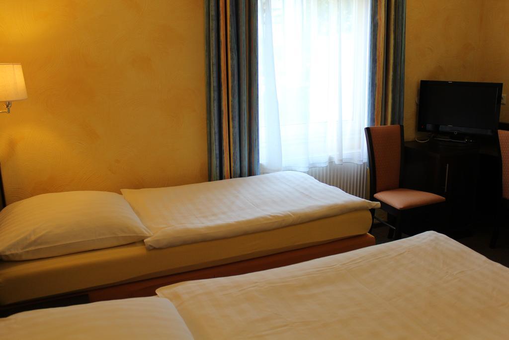 Hotel Rosenhof Düsseldorf Rom bilde